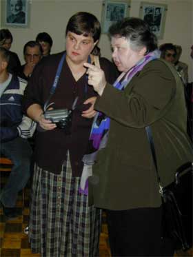 Много хлопот у координатора программы «Культурная столица», директора Нижегородского Госцентра современного искусства Анны Гор (слева)