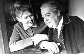 С женой Галиной Михайловной в 60-е. 
Фото из архива вятских родственников. 
Публикуется впервые
